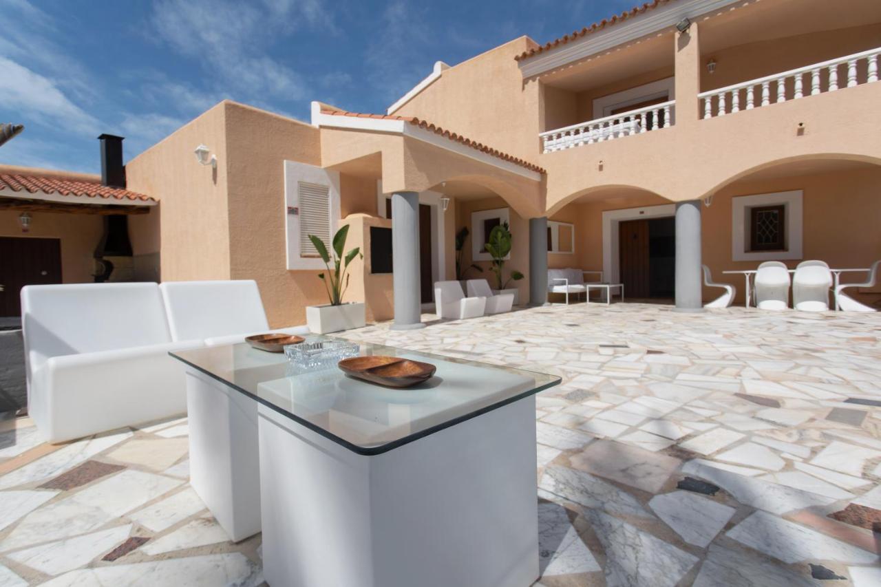 Villa Cana Simona Sant Jordi de ses Salines ภายนอก รูปภาพ